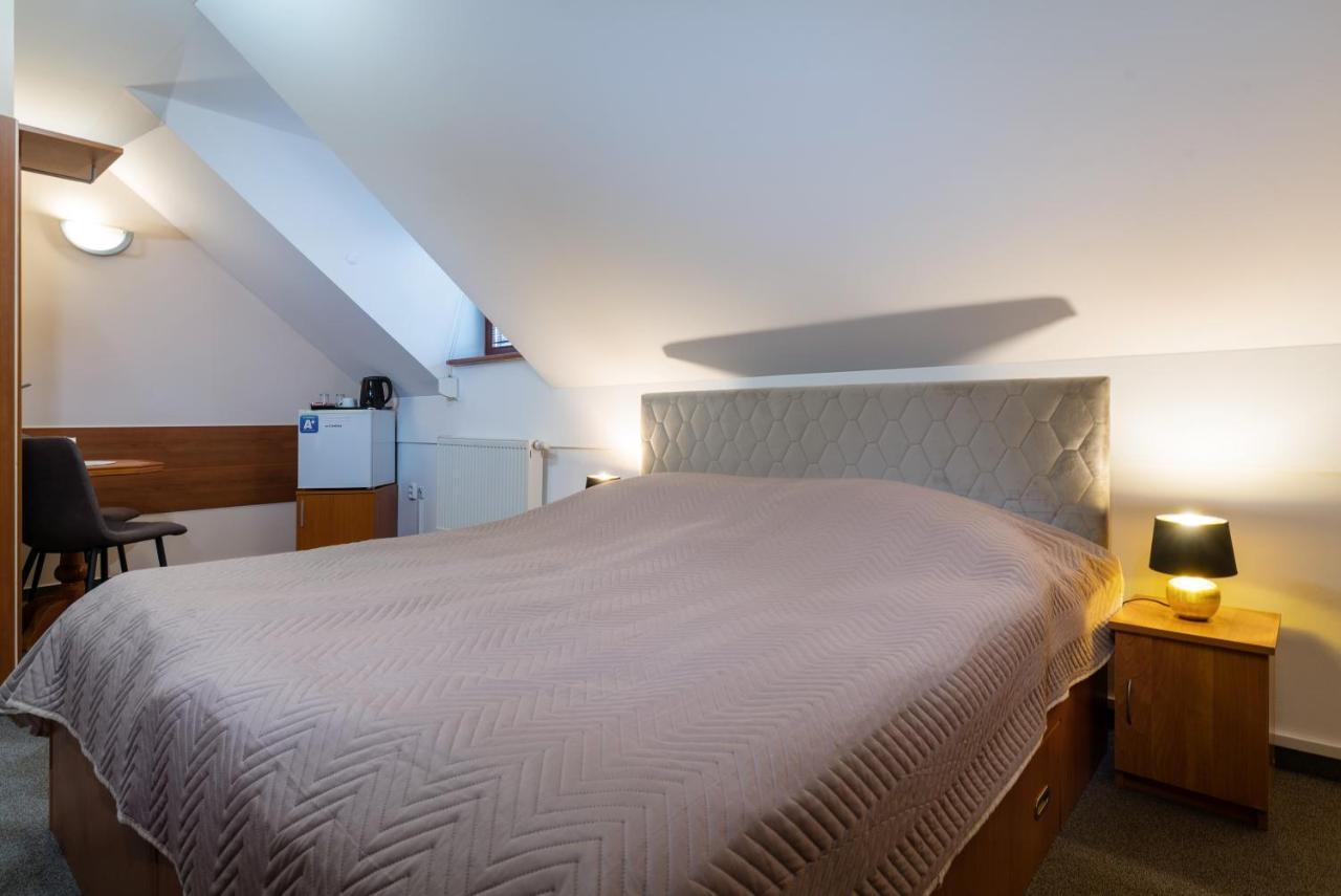 Vila Viktoria Rajecké Teplice Buitenkant foto