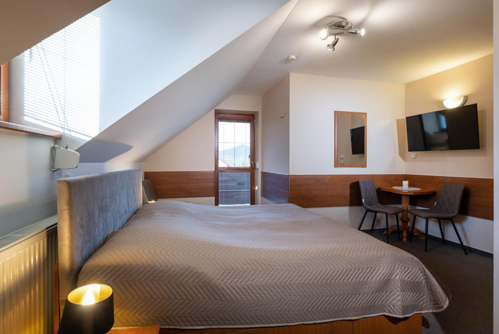 Vila Viktoria Rajecké Teplice Buitenkant foto